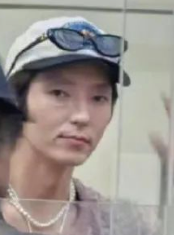 乐蒙网 第一眼以为是郭敬明，结果竟是李准基？？